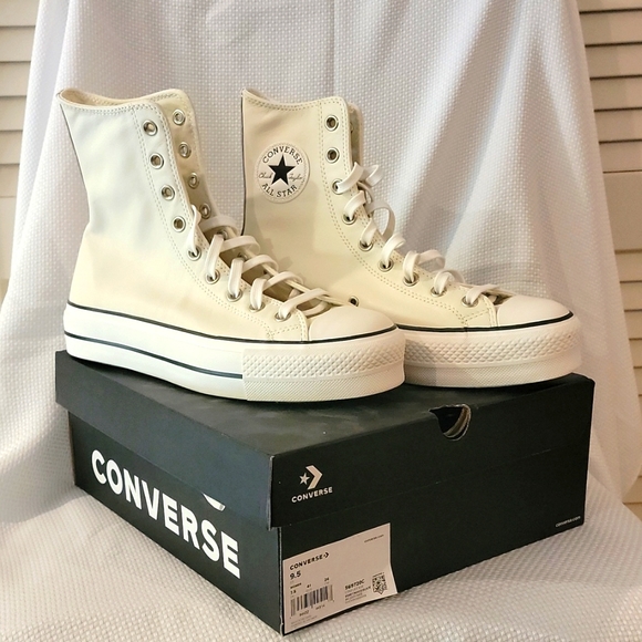 Converse CTAS Lift X-Hi (Leather) - Picture 1 of 3